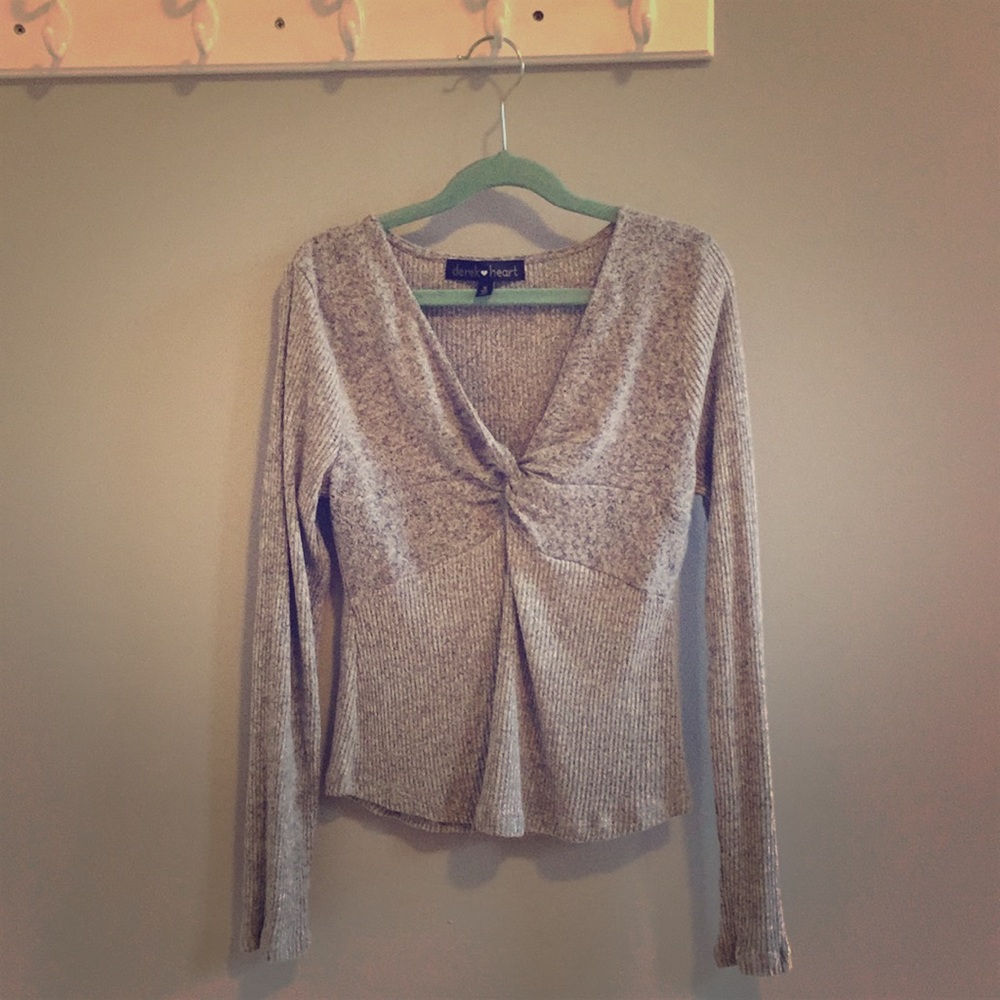TWIST FRONT SHIRT